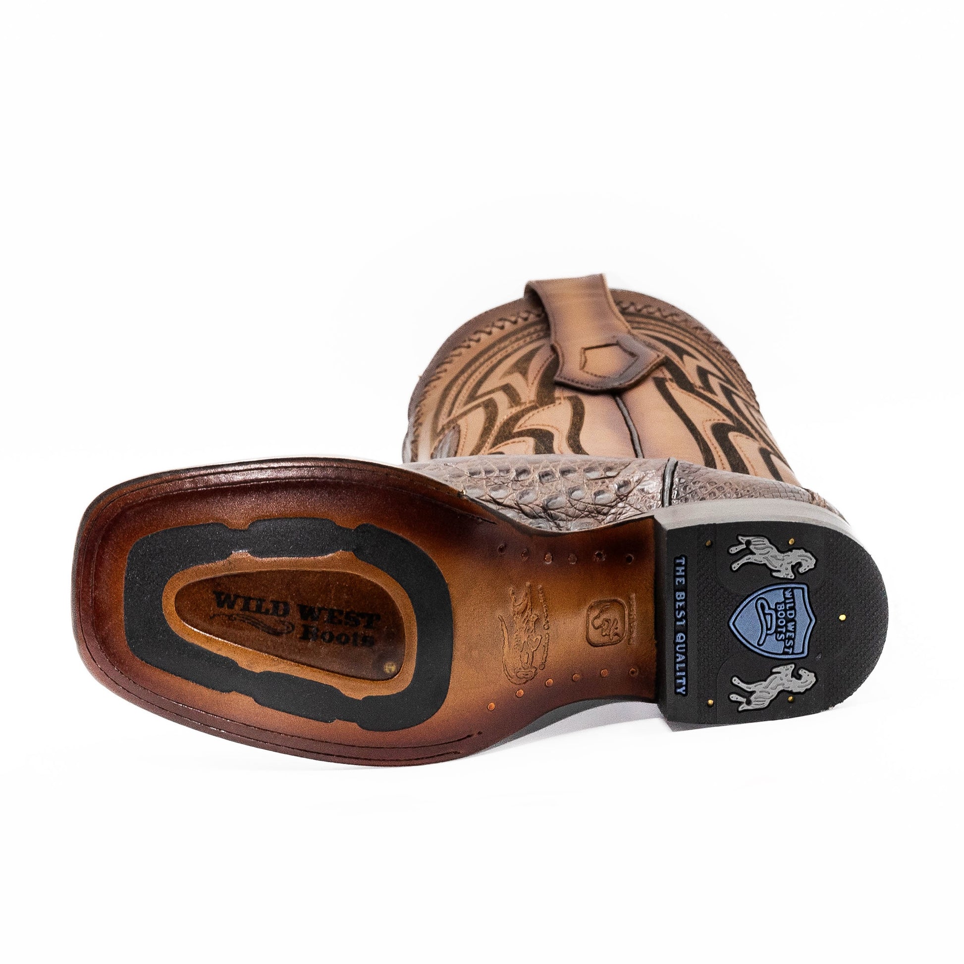 Suela de bota vaquera Botas El Pistolero PYP con textura de cocodrilo, punta cuadrada y detalles bordados en el caño