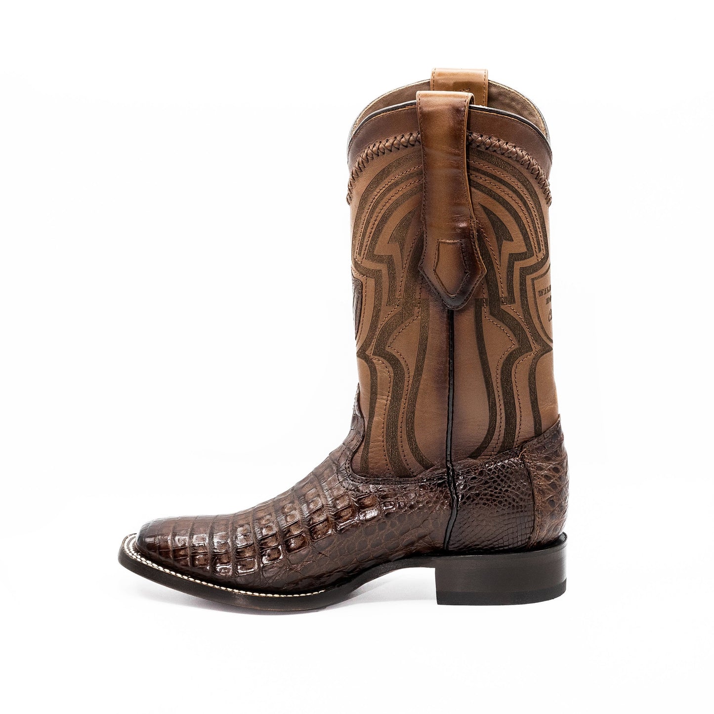 Botas vaqueras Botas El Pistolero PYP de piel genuina con textura de cocodrilo y detalles bordados en punta cuadrada.