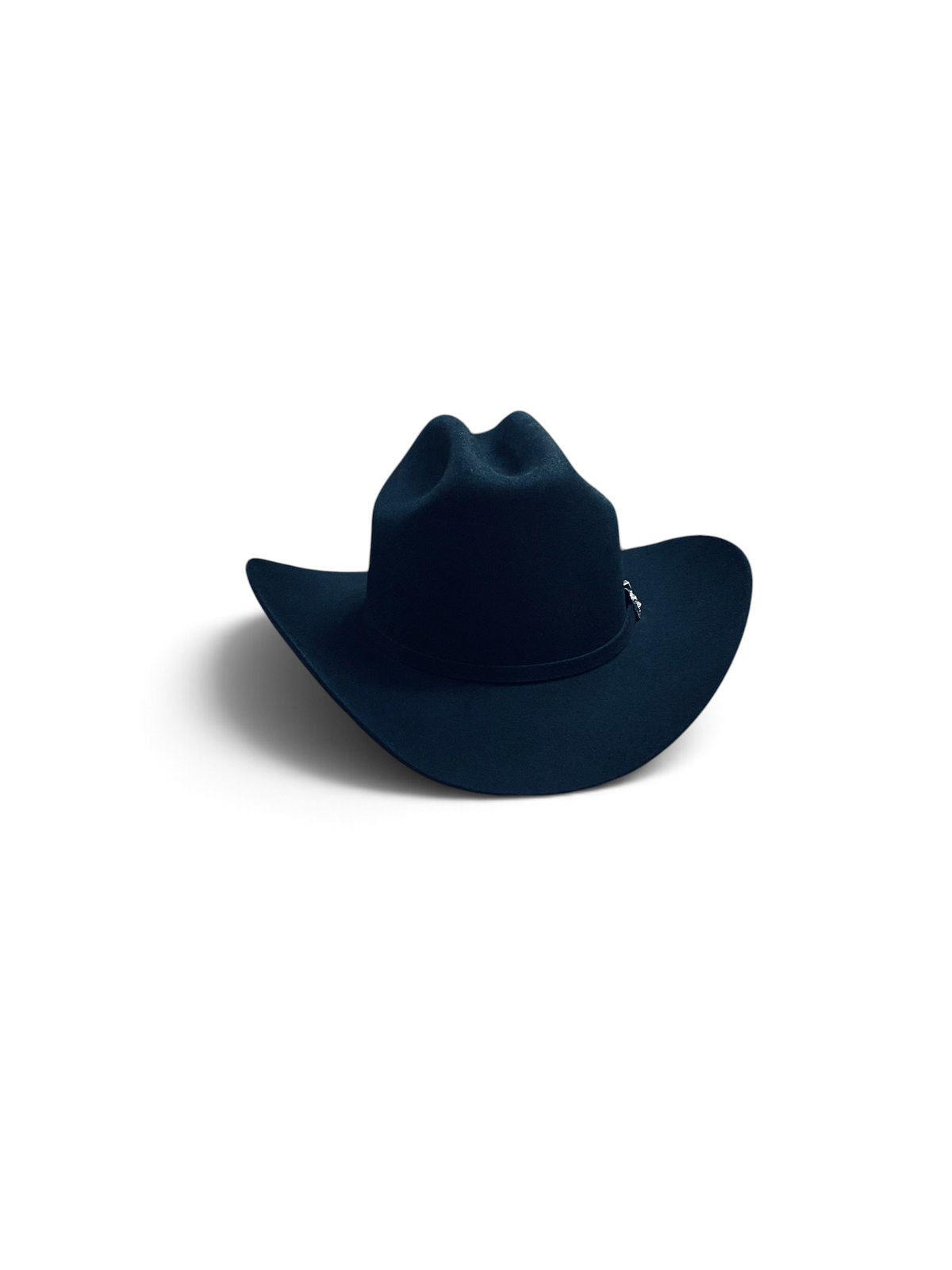 Sombrero vaquero negro de fieltro 100X de Botas El Pistolero PYP con ala ancha y detalle metálico en la banda.